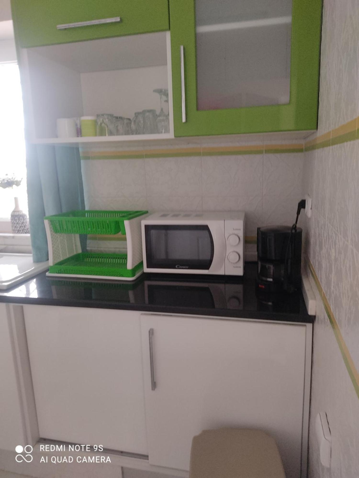 Etage De Villa Avec Jardin, Pres De L'Aireport Et Parking Prive Ар'яна Екстер'єр фото