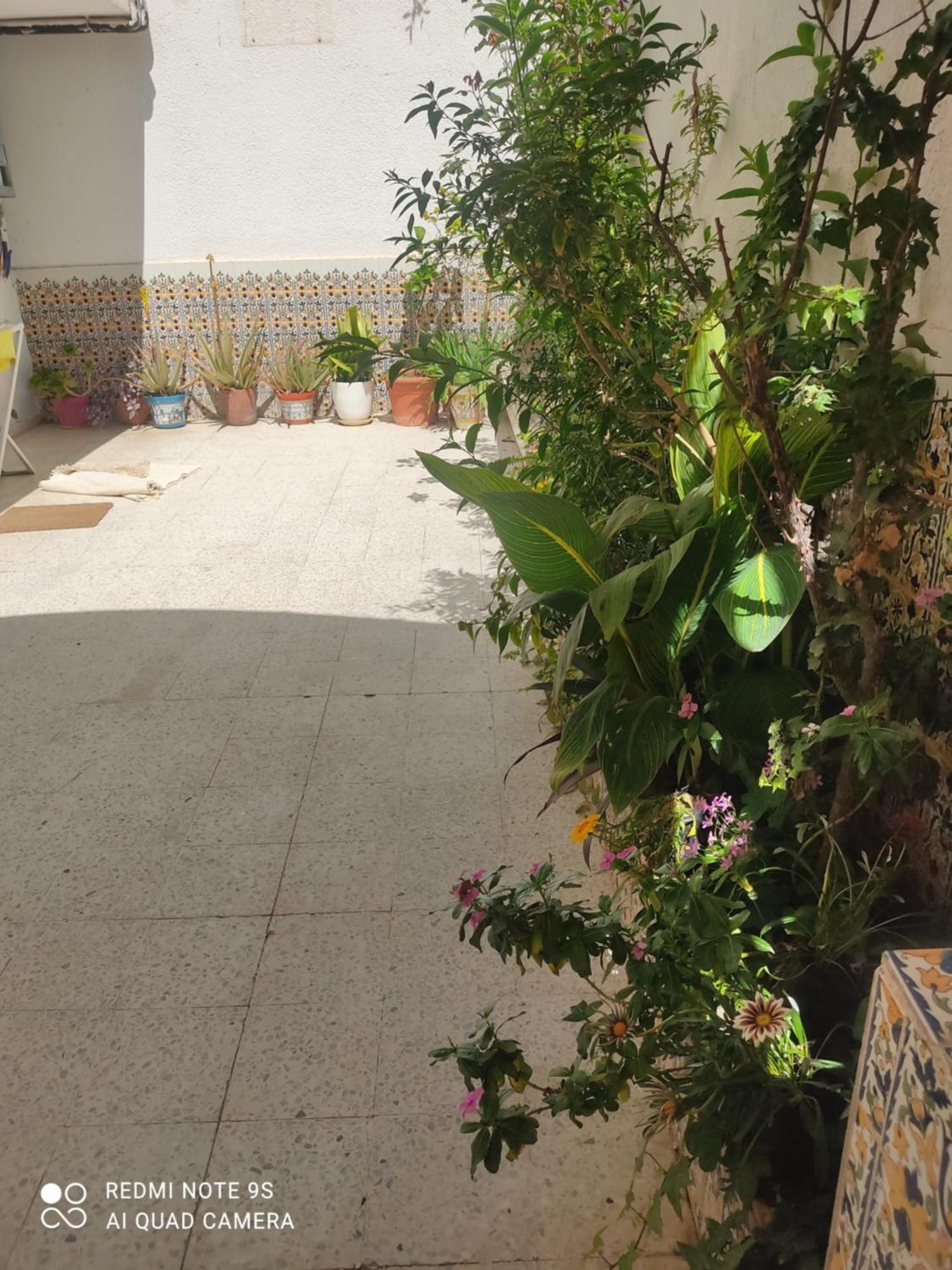 Etage De Villa Avec Jardin, Pres De L'Aireport Et Parking Prive Ар'яна Екстер'єр фото